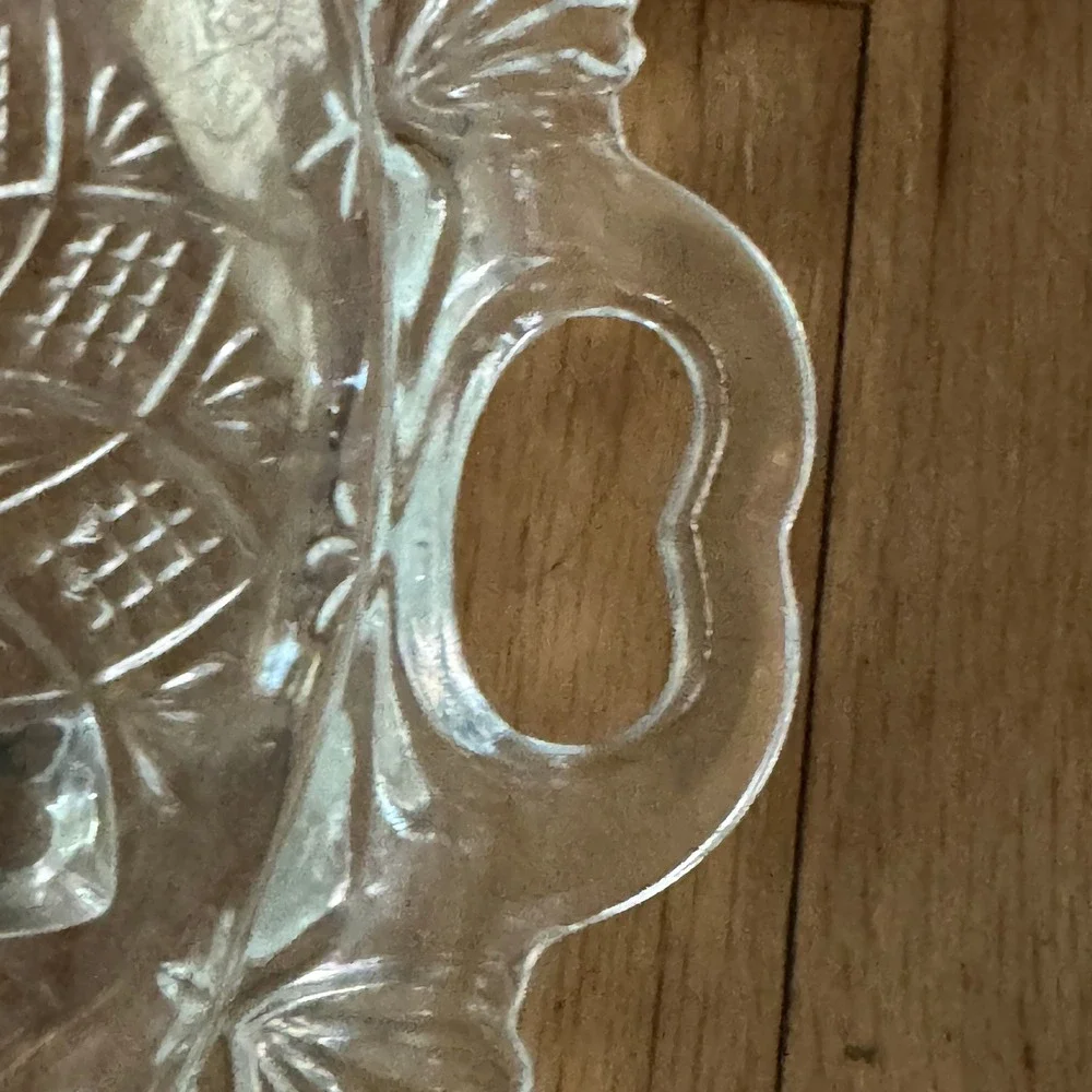Vintage Glass Serving Tray with Handles Ornate‎ Starburst Pattern Home Decor